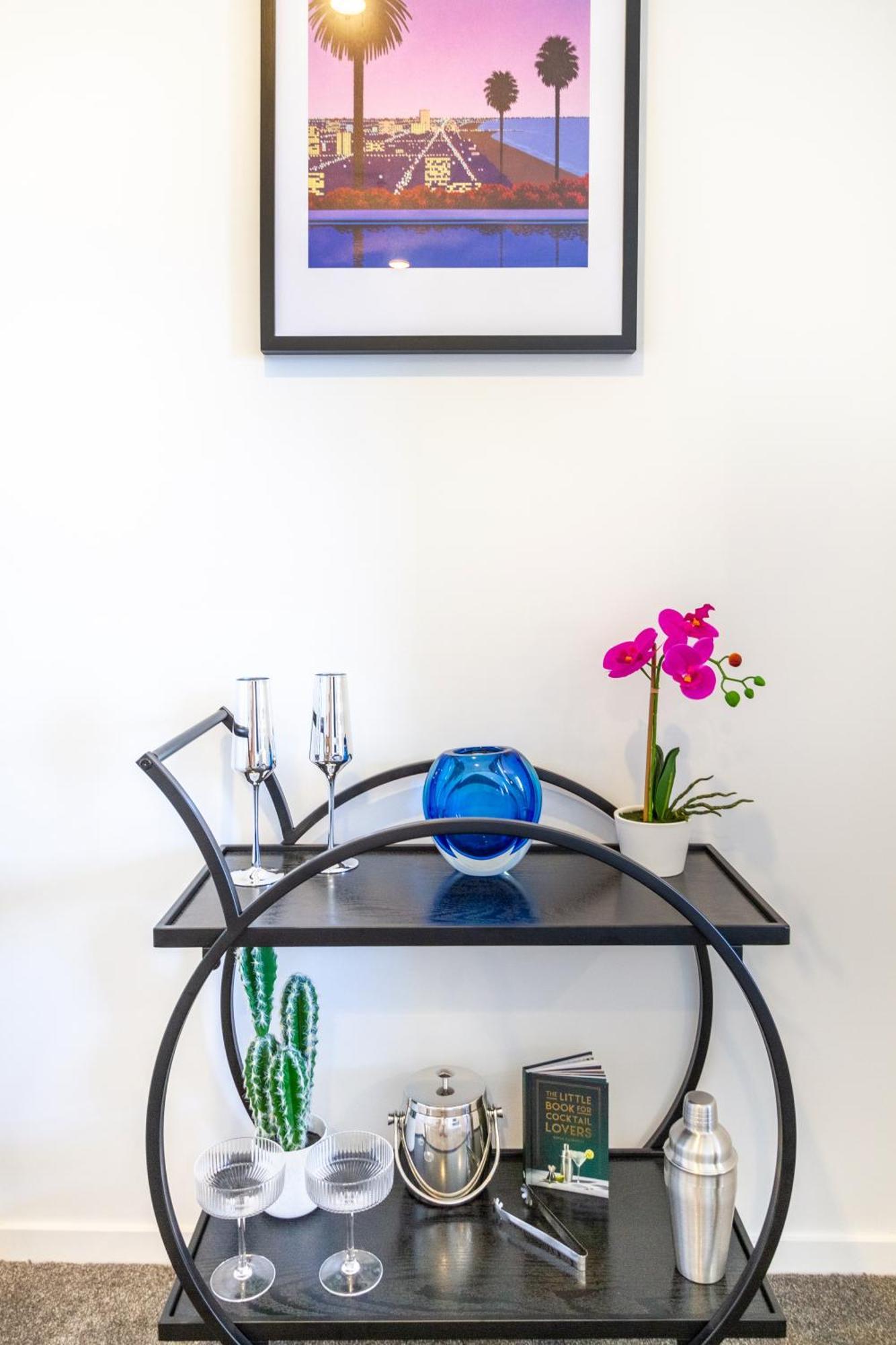 Central City Charm: Pet-Friendly Studio Christchurch Eksteriør bilde